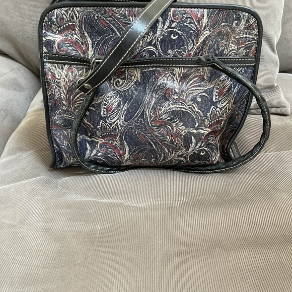 Patricia Nash - Picture 2 of 6